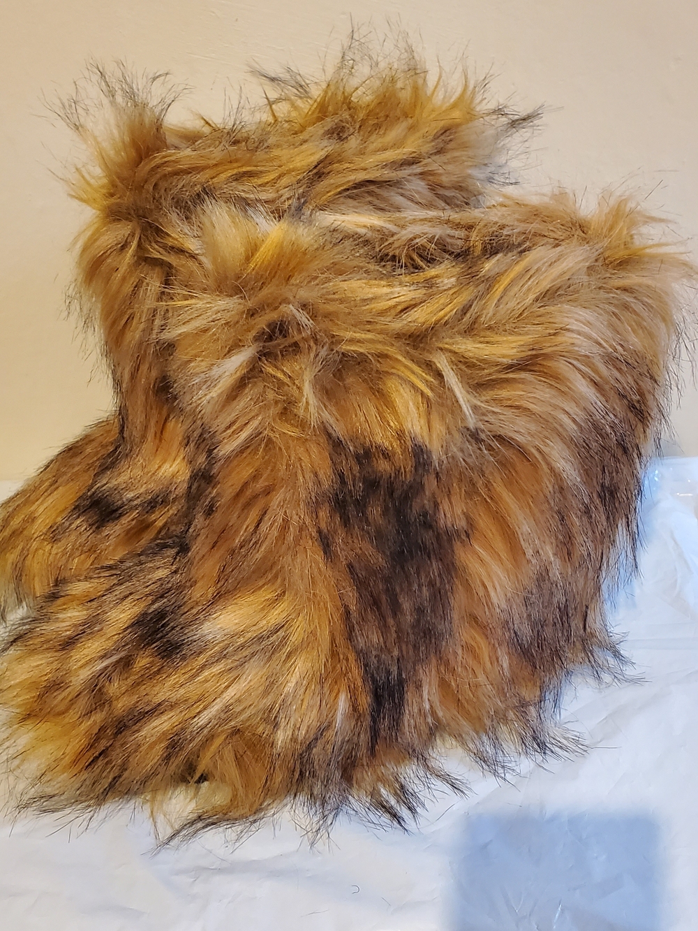 Faux Fur Decorative Pillow - Golden Brown Size 39